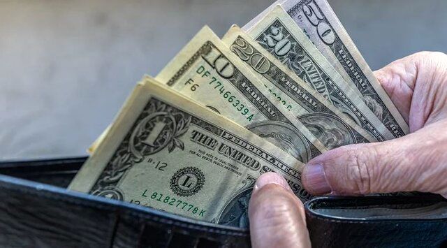 ریزش قیمت سکه و دلار با اخبار سیاسی | نیم سکه ۶.۶ میلیون ریخت 