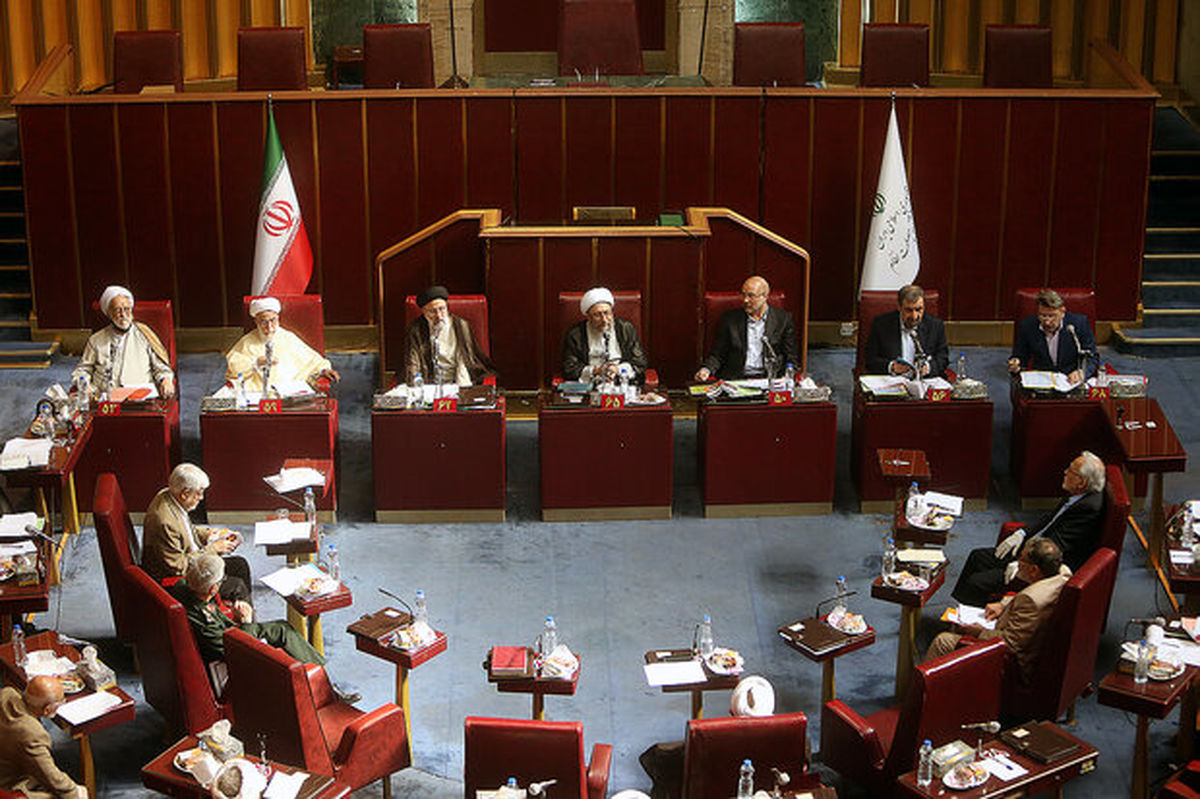 بررسی طرح قانونی «بانکداری مرکزی» در مجمع تشخیص