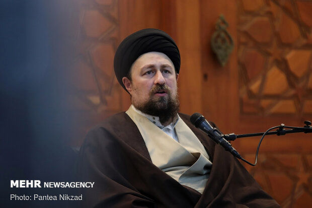 
حجت الاسلام خمینی: مظلومیت مردم فلسطین باید همگان را به حرکت وا دارد