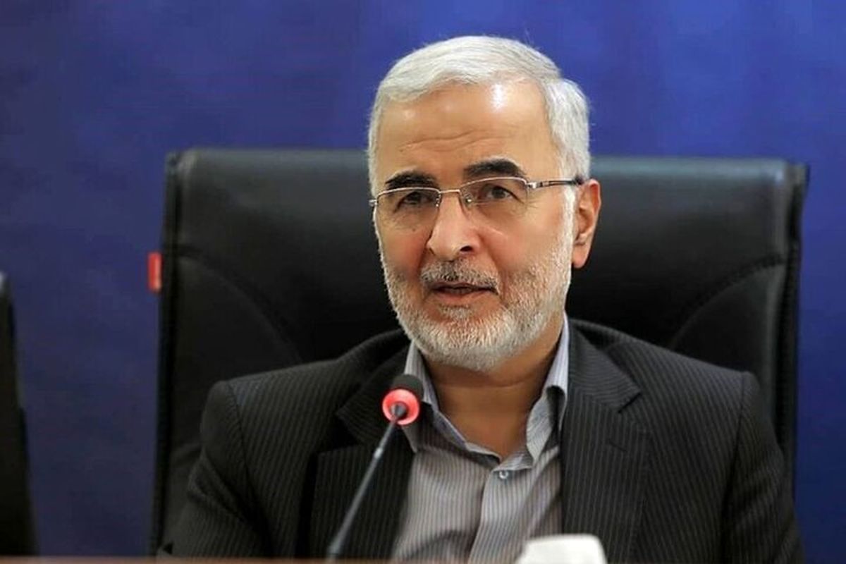 مومنی: همه ارکان دولت و استانداران پای کار هستند