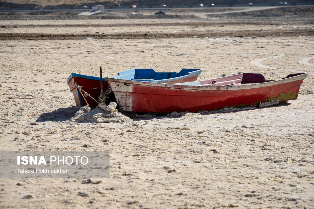 تصاویر: خشک شدن دریاچه مهارلو - شیراز