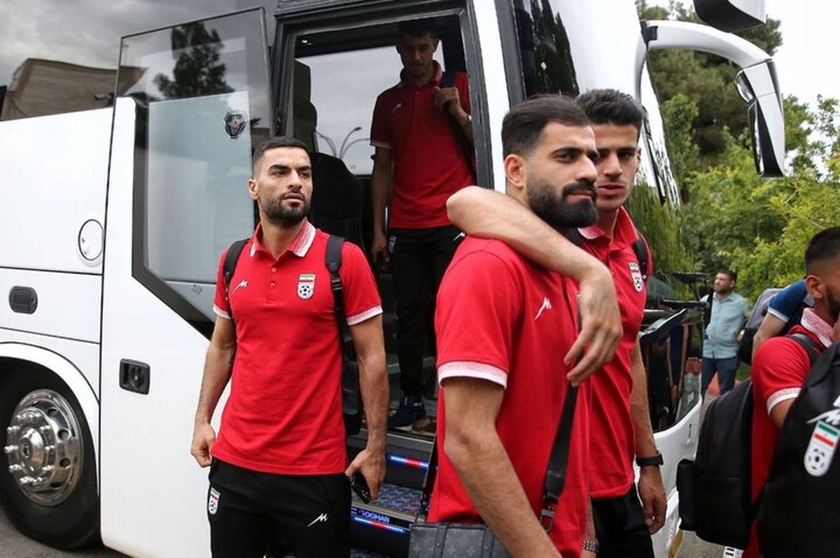 تیم ملی فوتبال ایران راهی قرقیزستان شد +عکس