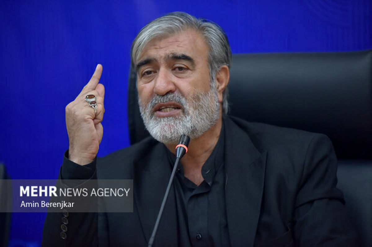 عزیزی: پیام رهبر انقلاب نقشه راه مجلس در سال جدید را ترسیم کرد