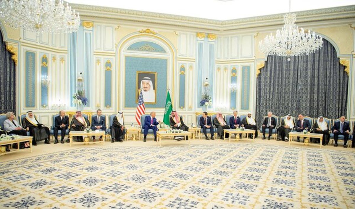 امضای توافقات اقتصادی، دفاعی، انرژی و معدنی میان آمریکا و عربستان/عربستان در حال رایزنی برای خرید اف-۳۵