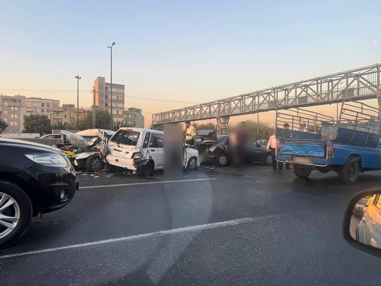 تصادف هولناک زنجیره‌ای در اتوبان آزادگان +عکس