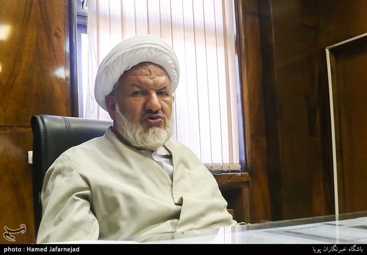 رازینی: پشتیبان ولایت فقیه باشید تا مملکت آسیب نبیند