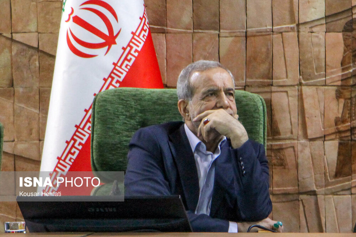 حضور سرزده رئیس جمهور در بازار کرمانشاه