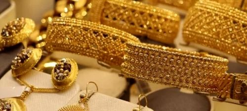 ریزش سنگین قیمت طلا و سکه همه را شوکه کرد | سکه ۴ میلیون ریخت؛ ریزش ادامه دارد؟