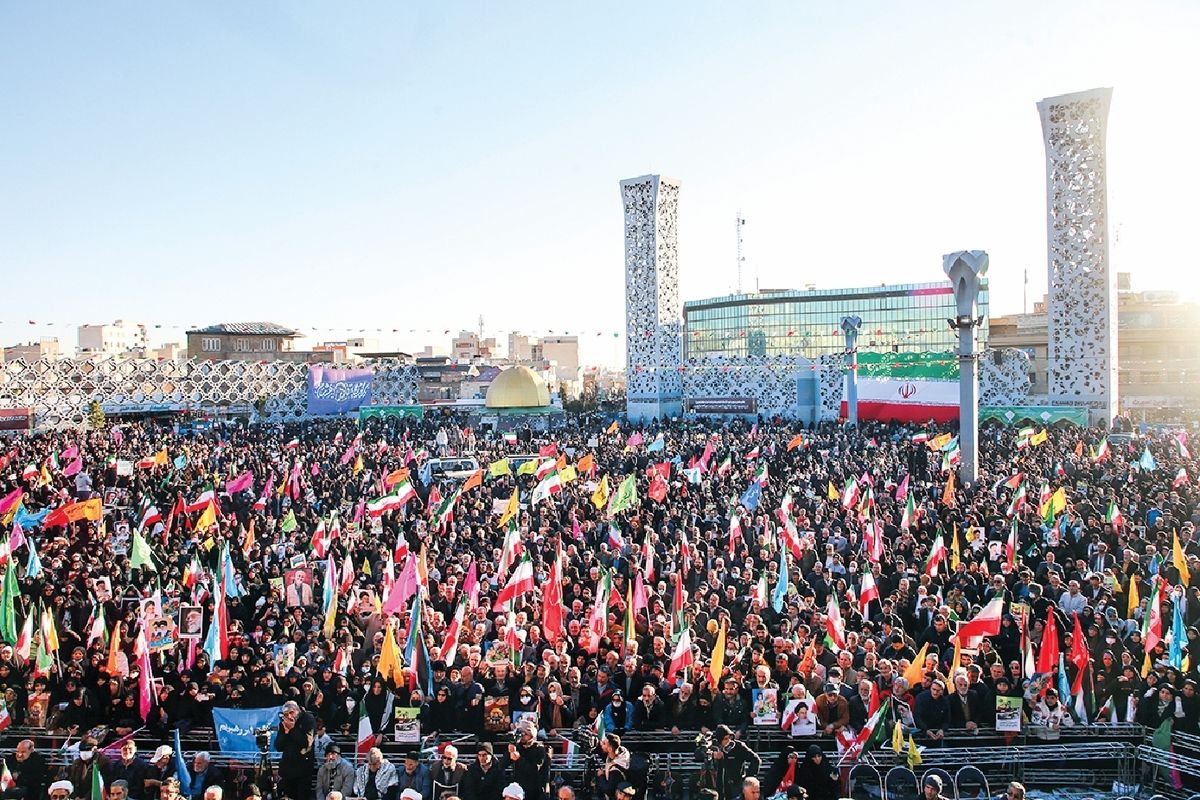 بصیرت ملت و تنگنظری برخیها