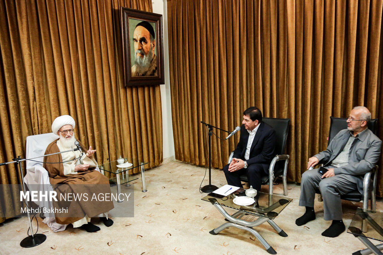 تصاویر: دیدار مخبر با مراجع و علمای قم در سفر یک روزه