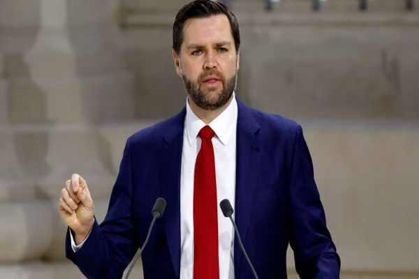 معاون ترامپ هم نگران جنگ با ایران شد