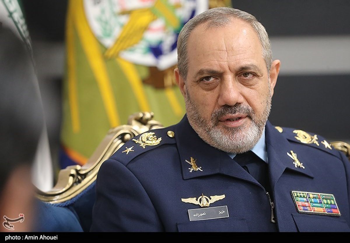 وزیر دفاع: با تمام توان متجاوز را تنبیه می کنیم