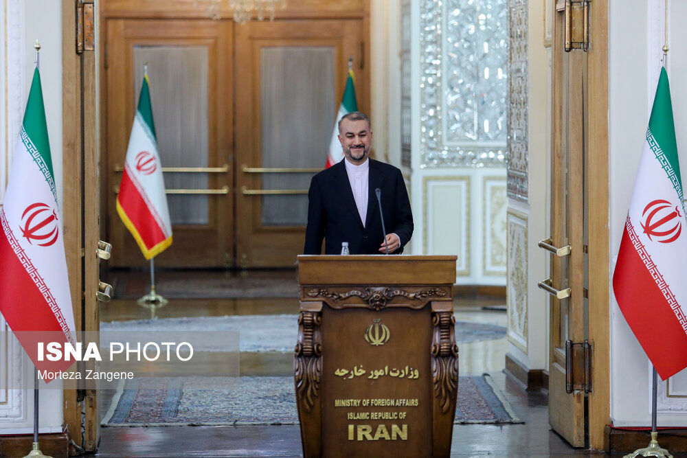 تصاویر: نشست خبری وزیر امور خارجه