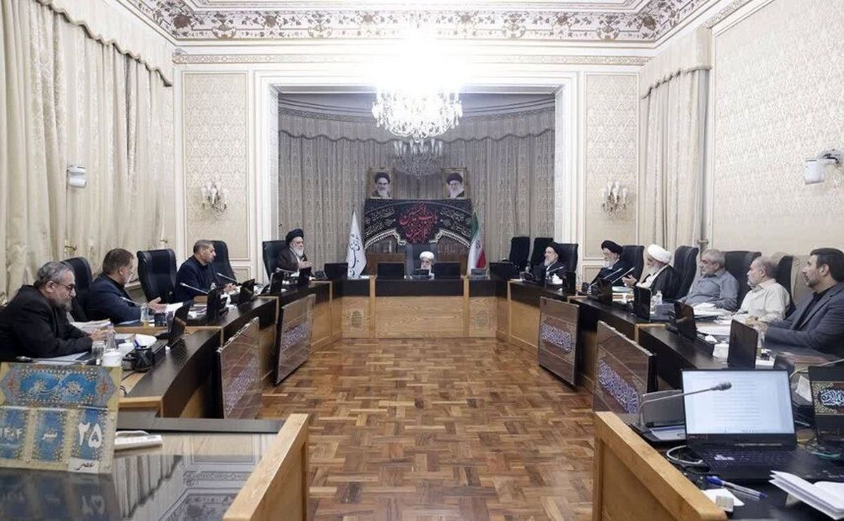 ابقای اعضای هیأت رئیسه شورای نگهبان برای یک سال آینده