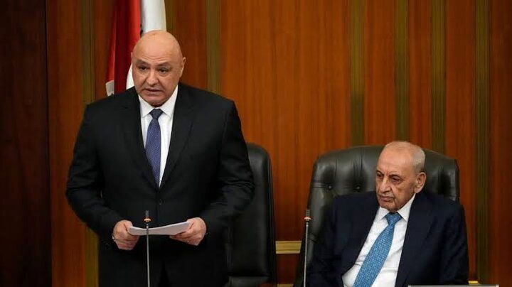 نبیه بری سخنان رئیس جمهور لبنان را تکذیب کرد 
