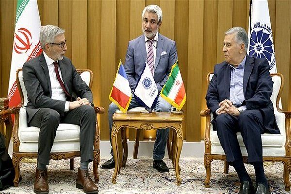 موضع سفیر فرانسه در ایران درباره تحریم ها