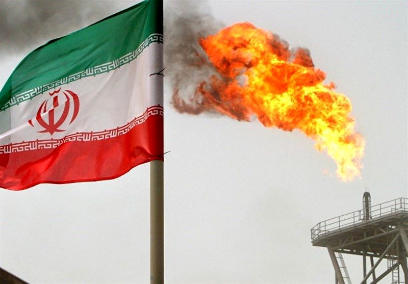 ایران ۵۰۰ هزار بشکه در روز نفت صادر میکند