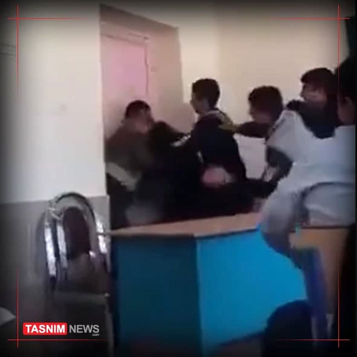 ماجرای اذیت و آزار یک معلم در کلاس درس چه بود؟