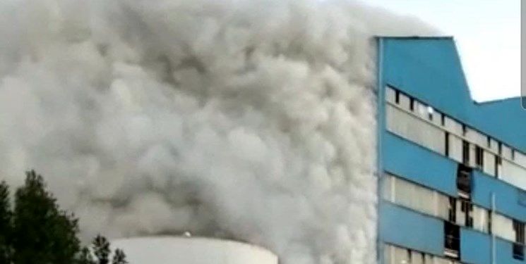 آتش‌سوزی در کارخانه کشت‌و‌صنعت نیشکر هفت تپه +فیلم