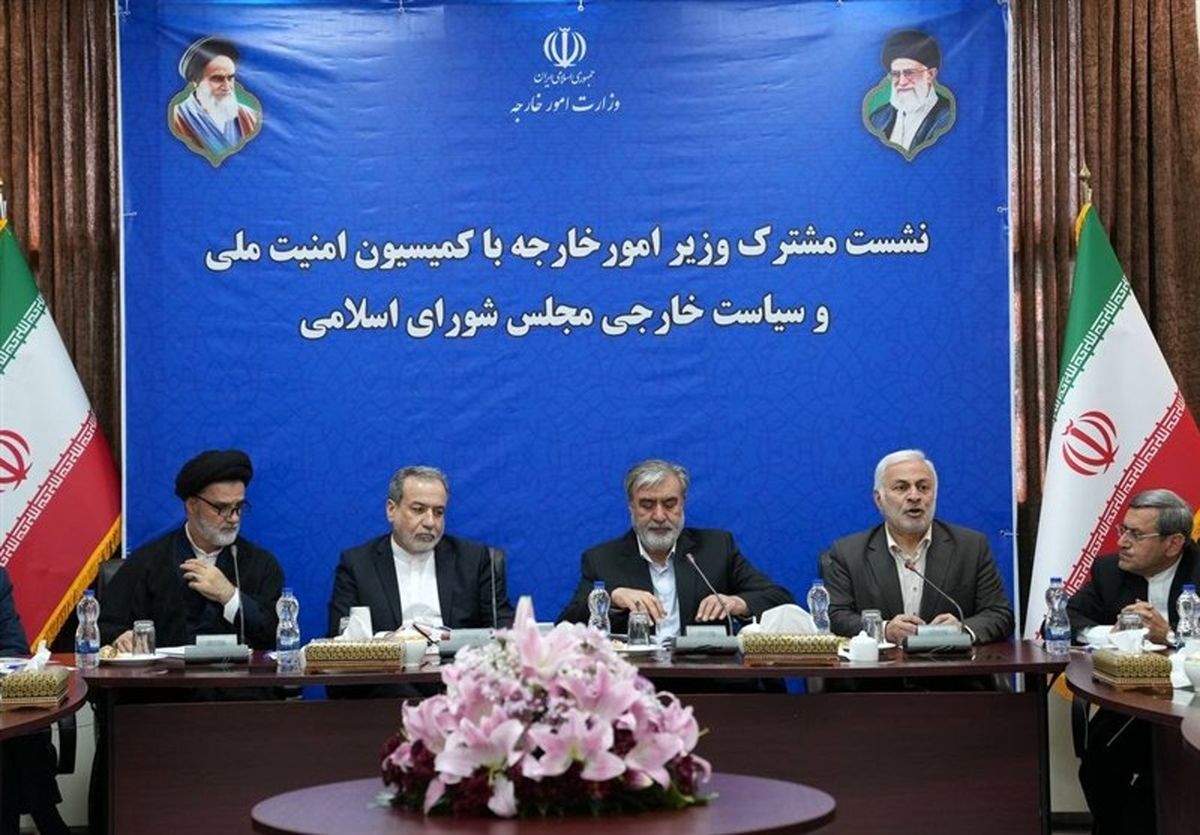 تأکید عراقچی بر تداوم تلاشها برای صیانت از حقوق هسته ای ایران