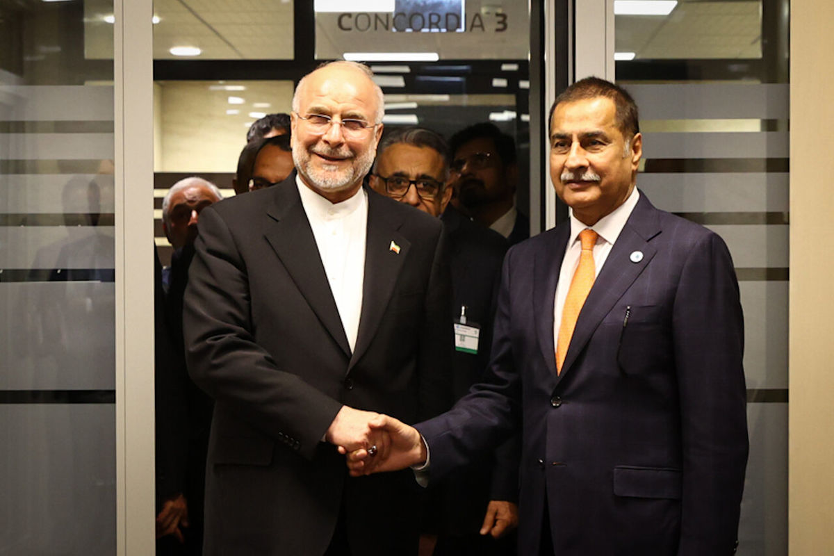 قالیباف: صهیونیست‌ها درصدد تجزیه کشورهای اسلامی هستند/ ایاز صادق: ایران افسانه گنبدآهنین را نابود کرد