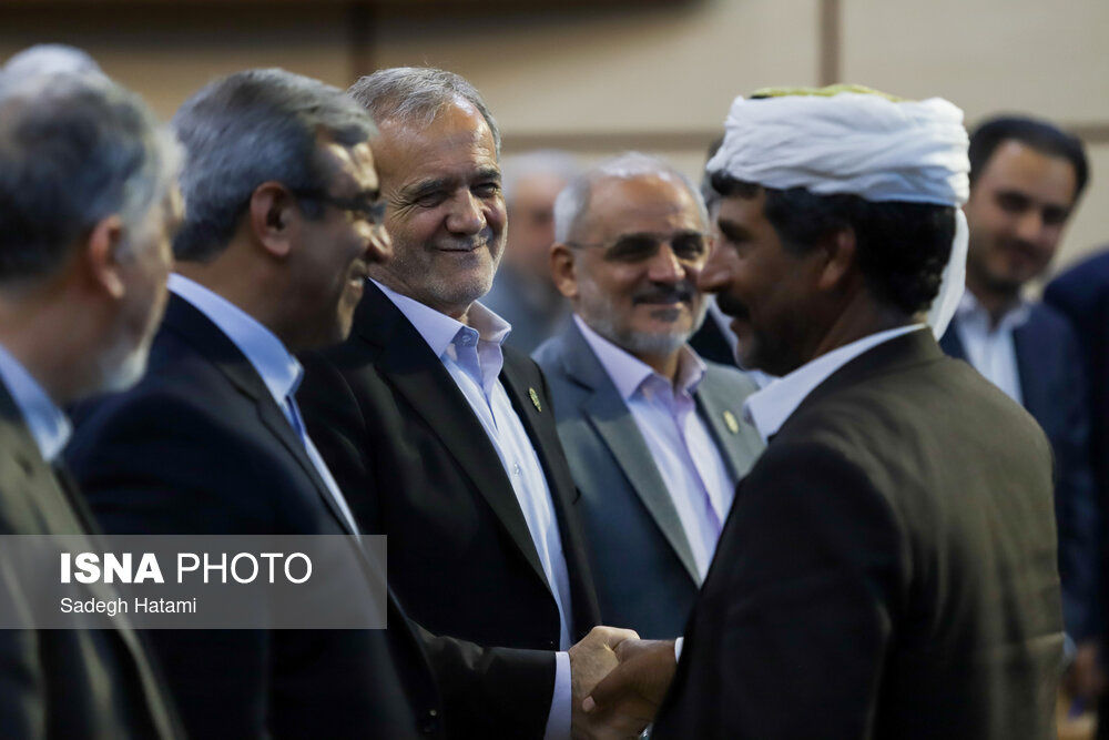 تصاویر: سفر رئیس‌جمهور به مشهد