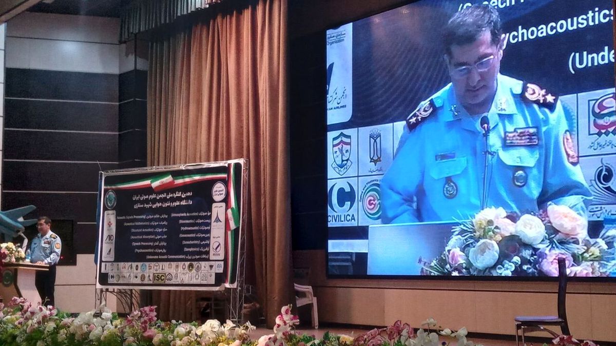 معاون وزیردفاع: در ساخت پهپاد و موشک وابسته نیستیم