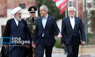 تصاویر: بدرقه رئیس جمهور به قزاقستان