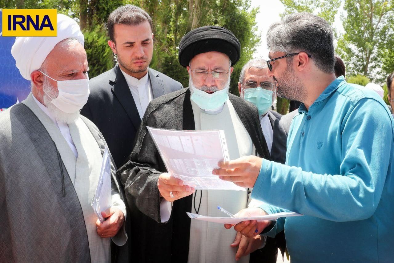 تصاویر: بازدید رئیس‎جمهور از نمایشگاه توانمندی‎های شرکت‎های دانش بنیان استان کرمانشاه