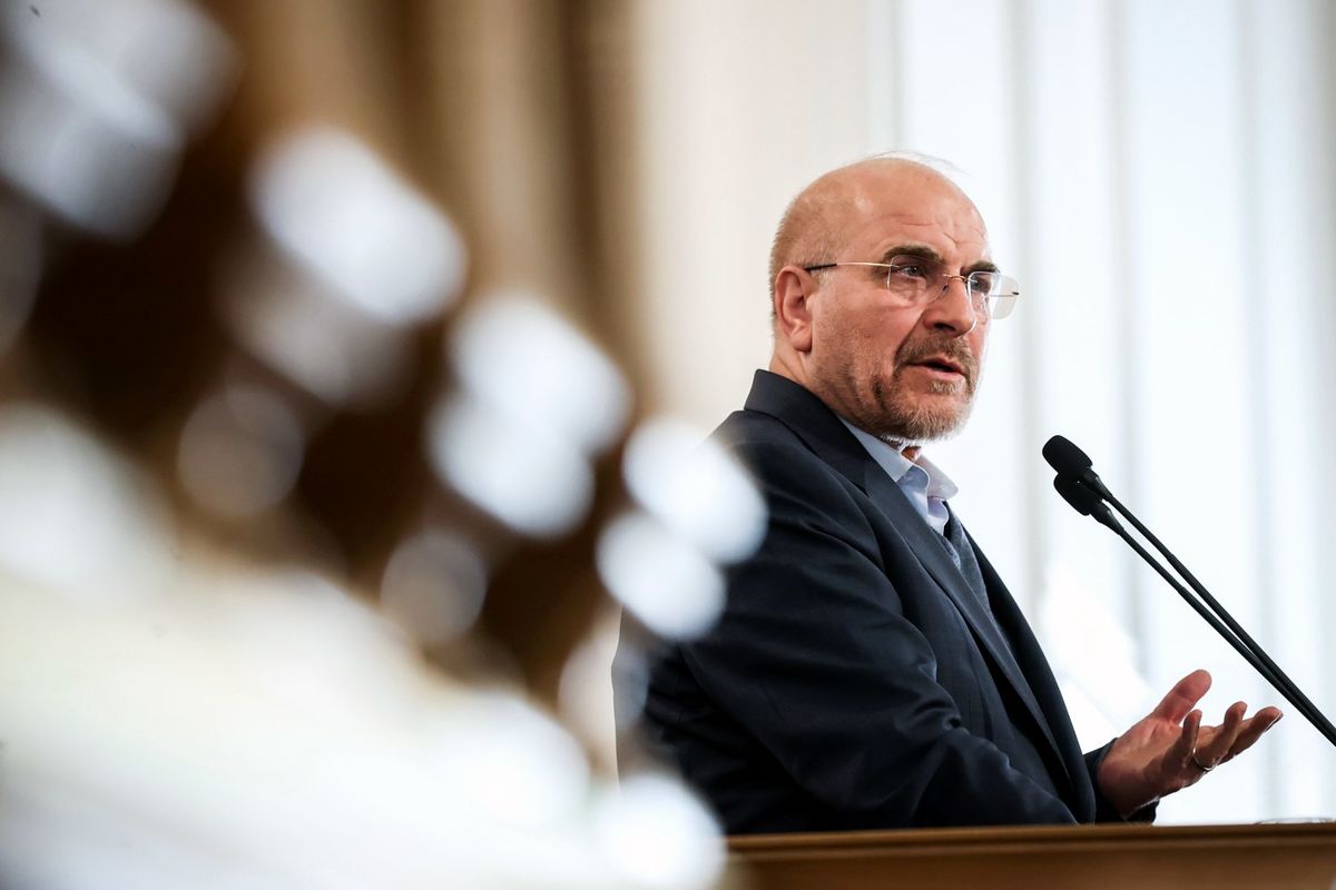 خاطرۀ قالیباف از زمان مسئولیت فرماندهی ناجا و مأموریت فرهنگ‌سازی بستن کمربند رانندگی