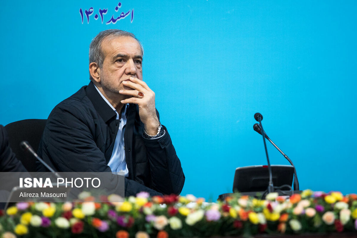 پزشکیان: هنرمندان قسمتی از قدرتنمایی کشور هستند