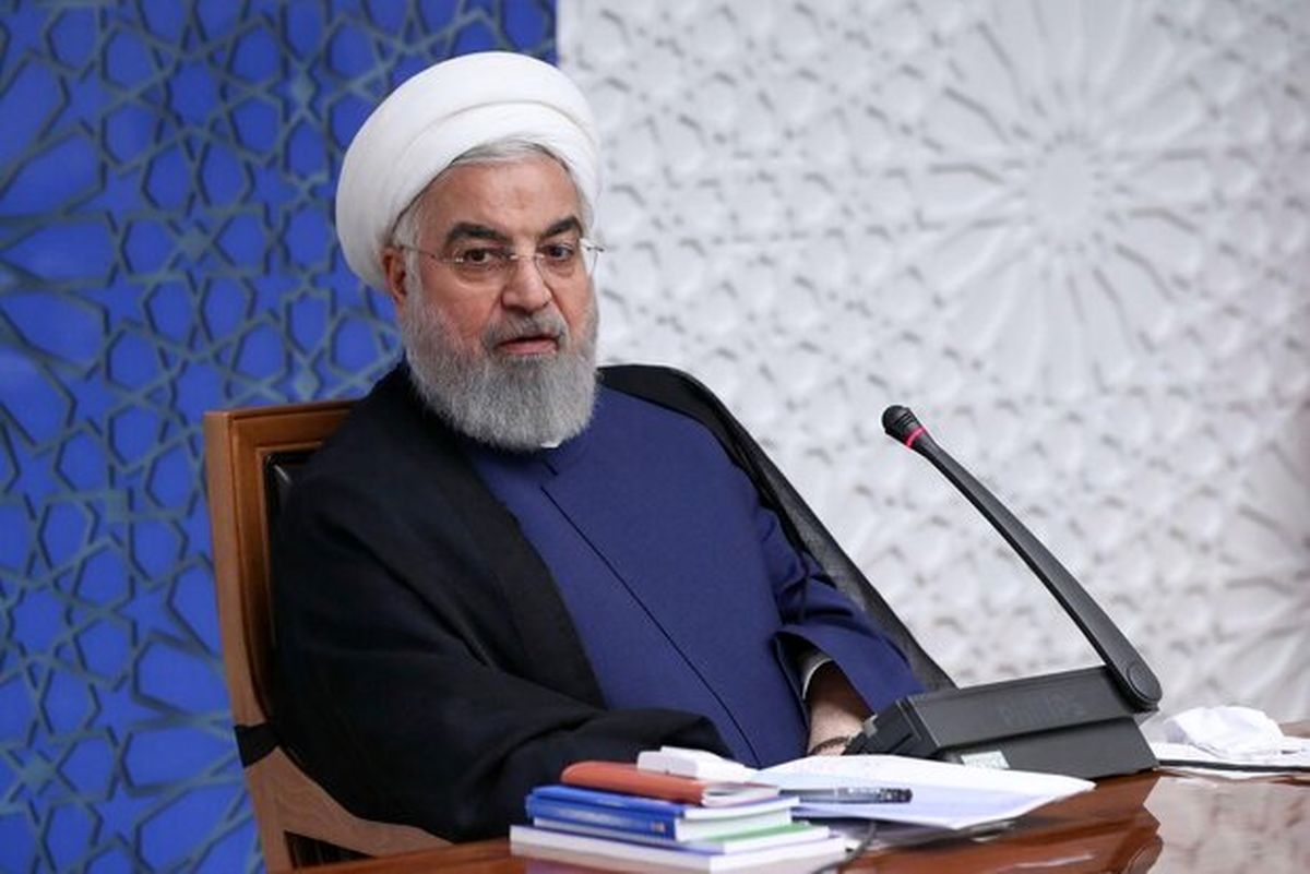 روحانی: مردم نباید همه سرمایهشان را وارد بورس میکردند!