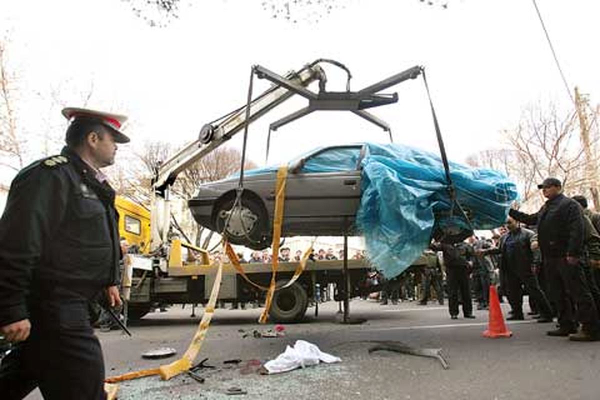 نمايش‌خودروهاي‌دانشمندان‌شهيددرمحل‌اجلاس