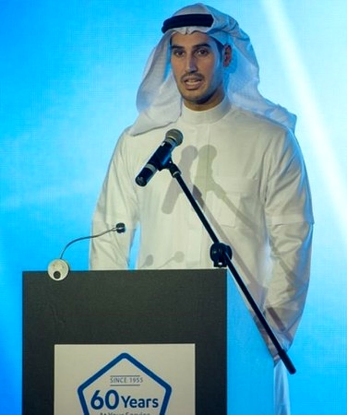 ارتباط جنجالی خواننده مشهور با یک سعودی پولدار! +عکس