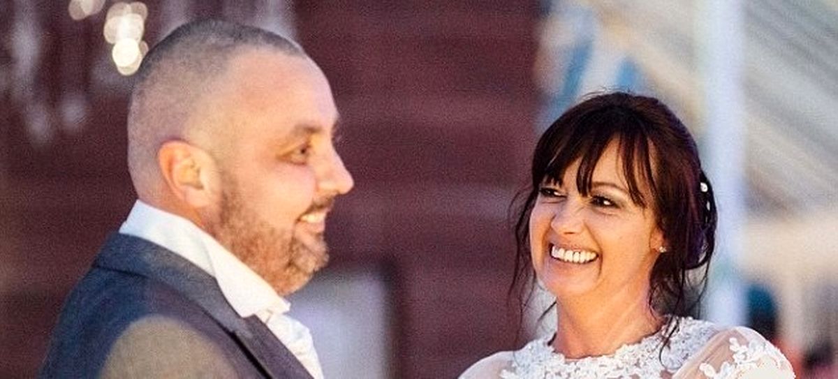 کچل کردن عروس‌خانم در مراسم عروسی +تصاویر