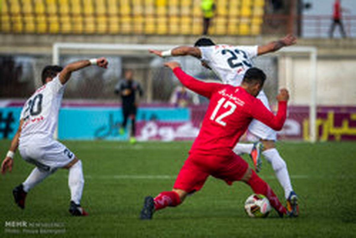 تساوی پرسپولیس و سپیدرود در نیمه نخست