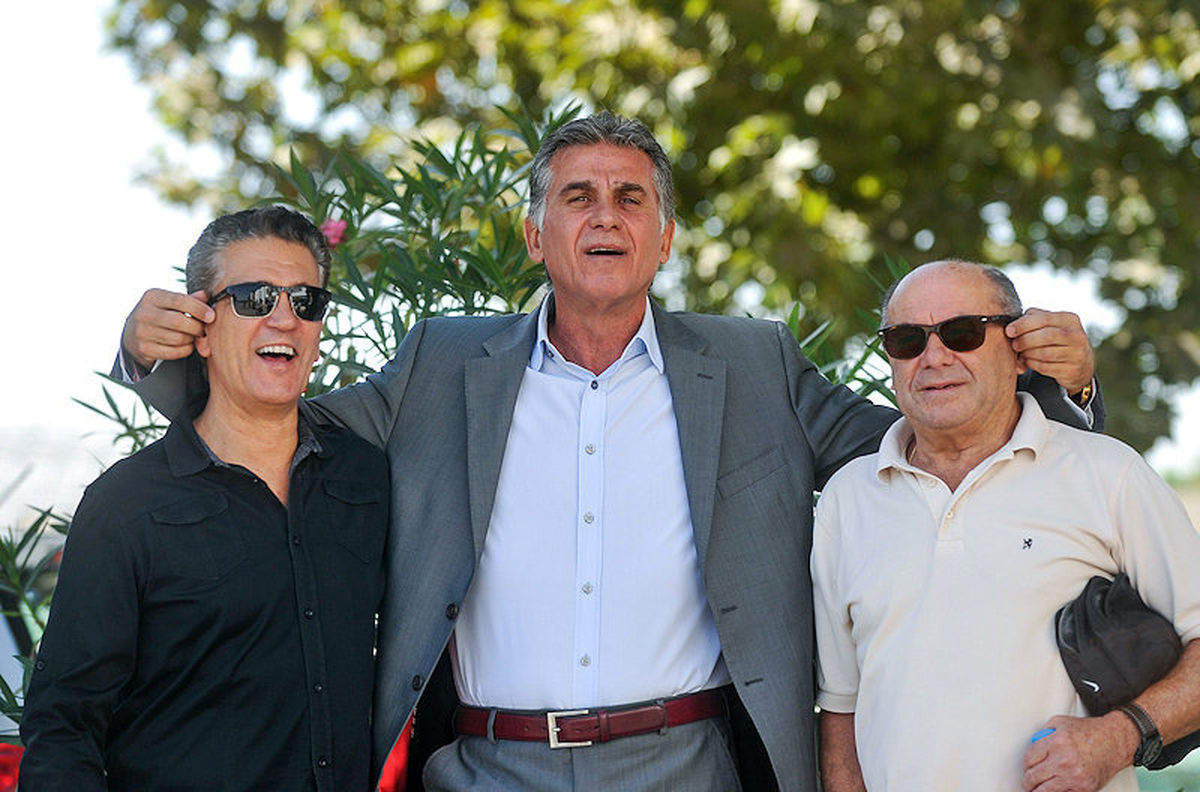 کی‌روش گوش دستیارانش را کشید/ عکس