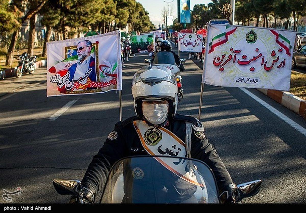 تصاویر:  رژه موتور سواران در سالروز ورود امام خمینی(ره)