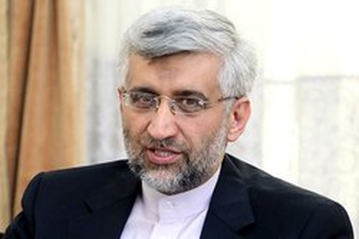 جلیلی: عقبنشینی، راه بستن بهانهگیری دشمن نیست