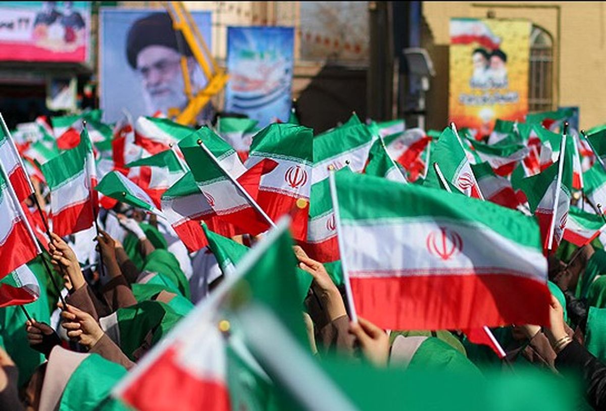 پاسداشت  ۳۵ سال مجاهدت/ پیام ملت به آمریکا ؛«ما برای نبرد بزرگ آماده‌ایم»