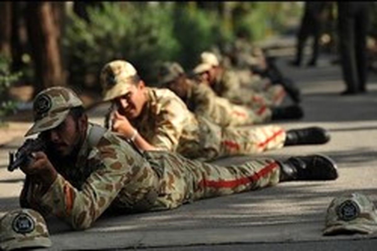 سربازانی که پول بیمه می‌دهند، اما بیمه نمی‌شوند