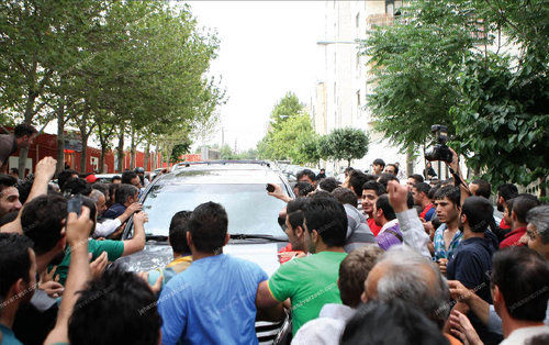 هواداران لکسوس دایی رامتوقف کردند/تصاویر