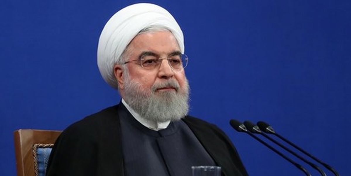 تاکید مجدد دولت به بی‌اطلاع روحانی از زمان اجرای سهمیه‌بندی بنزین