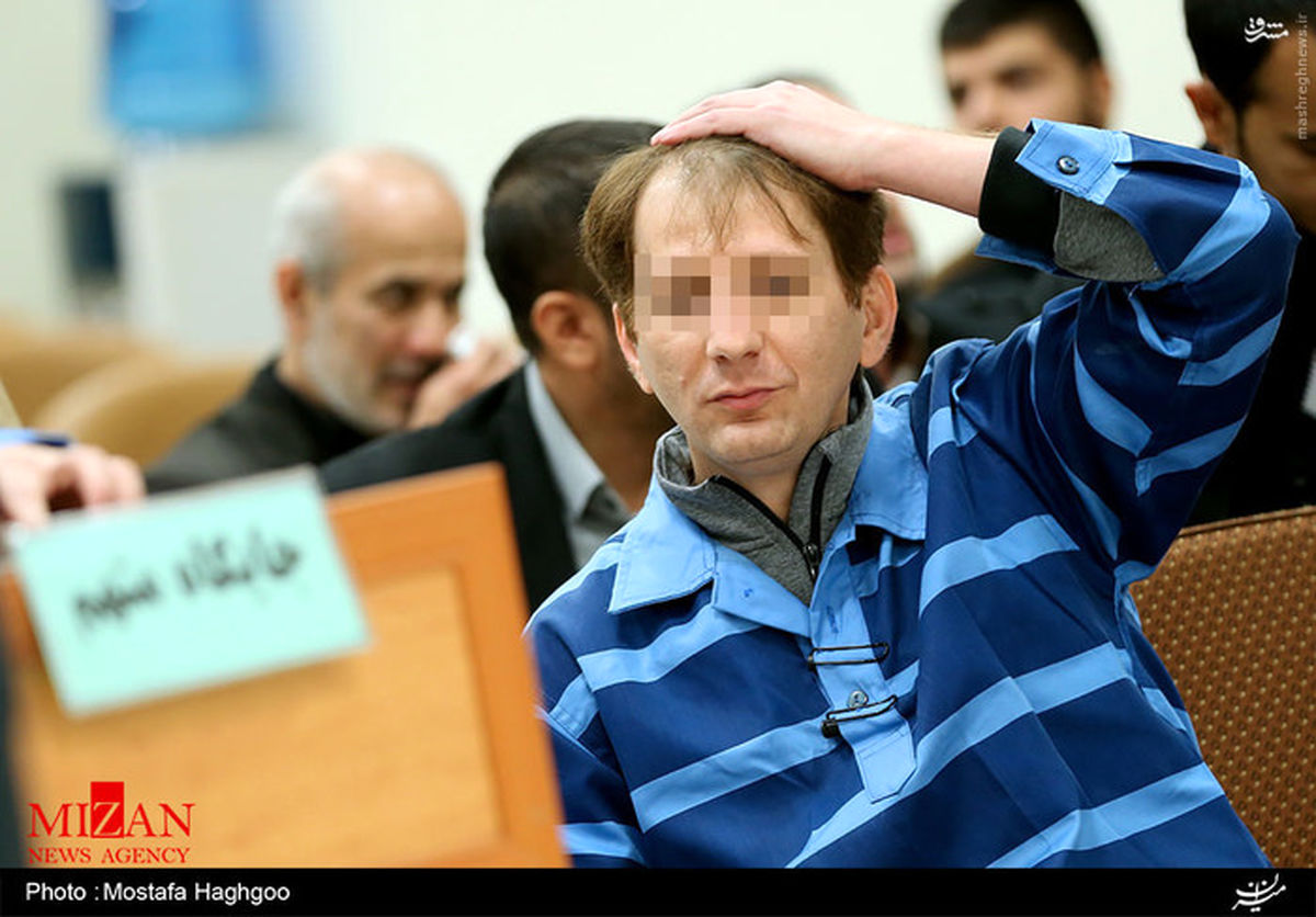 تصاویر:ژست‌های جالب بابک زنجانی در دادگاه