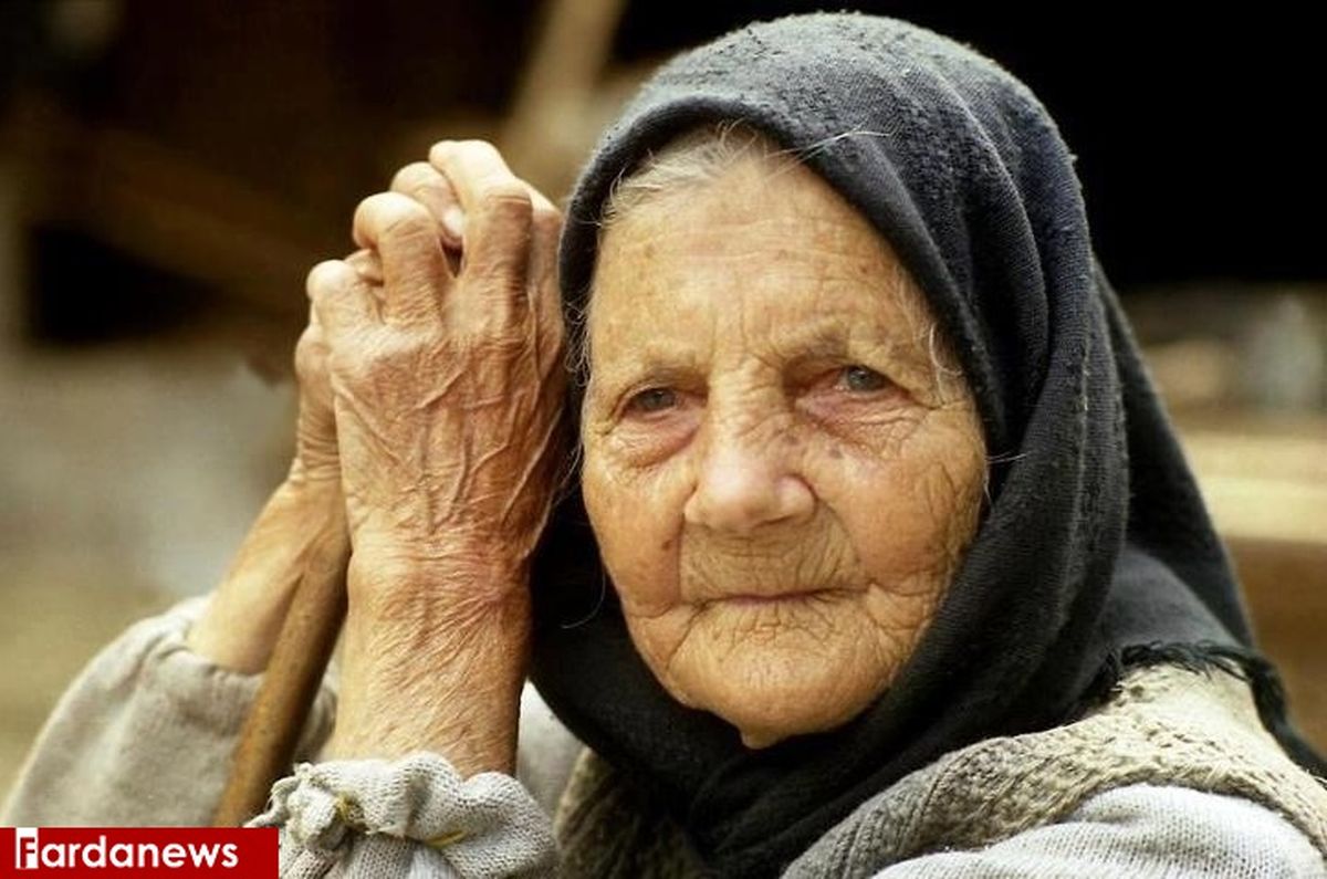 مادرهای همیشه چشم به راه را دریابیم / ۸ راه‌ ساده برای شاد کردن مادرها