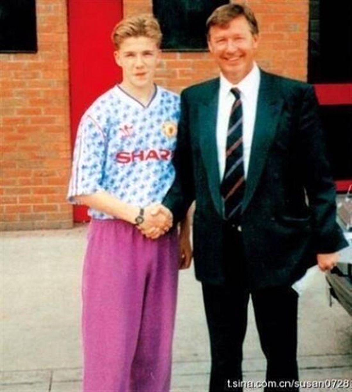 لباس نامتعارف فوتبالیست مشهور/عکس