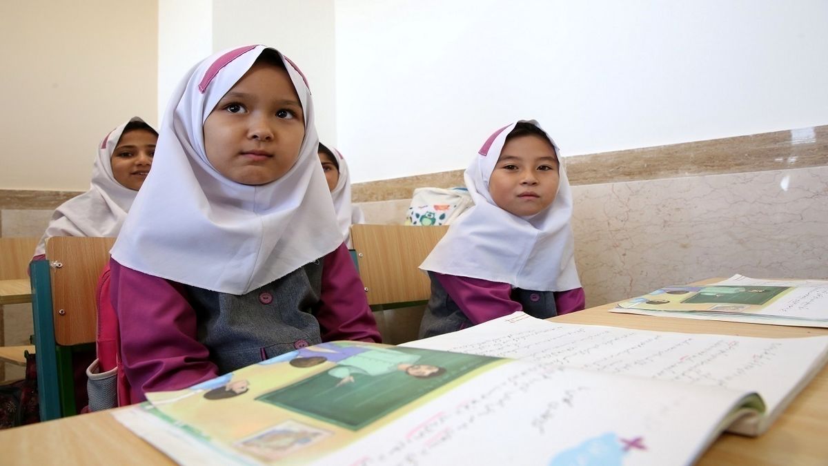 ثبت‌نام دانش‌آموزان اتباع غیرمجاز در مدارس متوقف شد