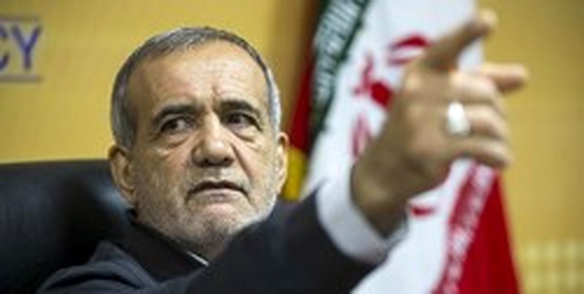 پزشکیان: ورود خودروهای لوکس حربه دشمن برای خروج ارز بود