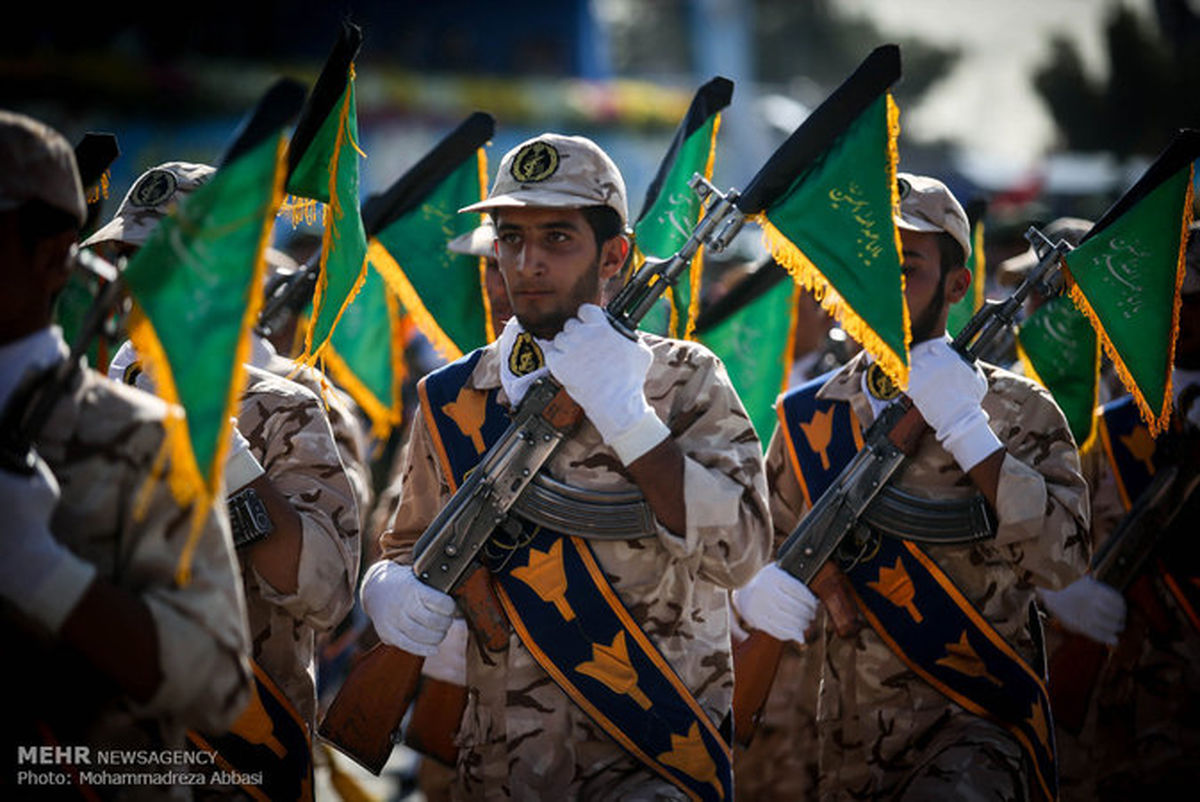 گزارش تصویری: رژه بزرگ نیروهای مسلح در تهران