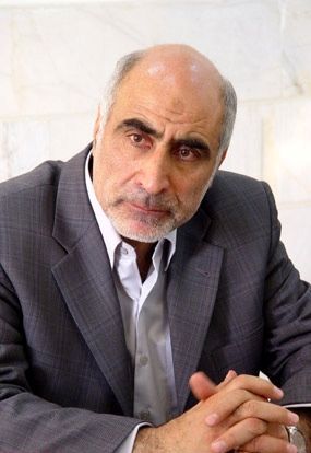 سخنان احمدینژاد کشیدن کبریت بر بازار بود/بازاریان مطالبات به حقی دارند